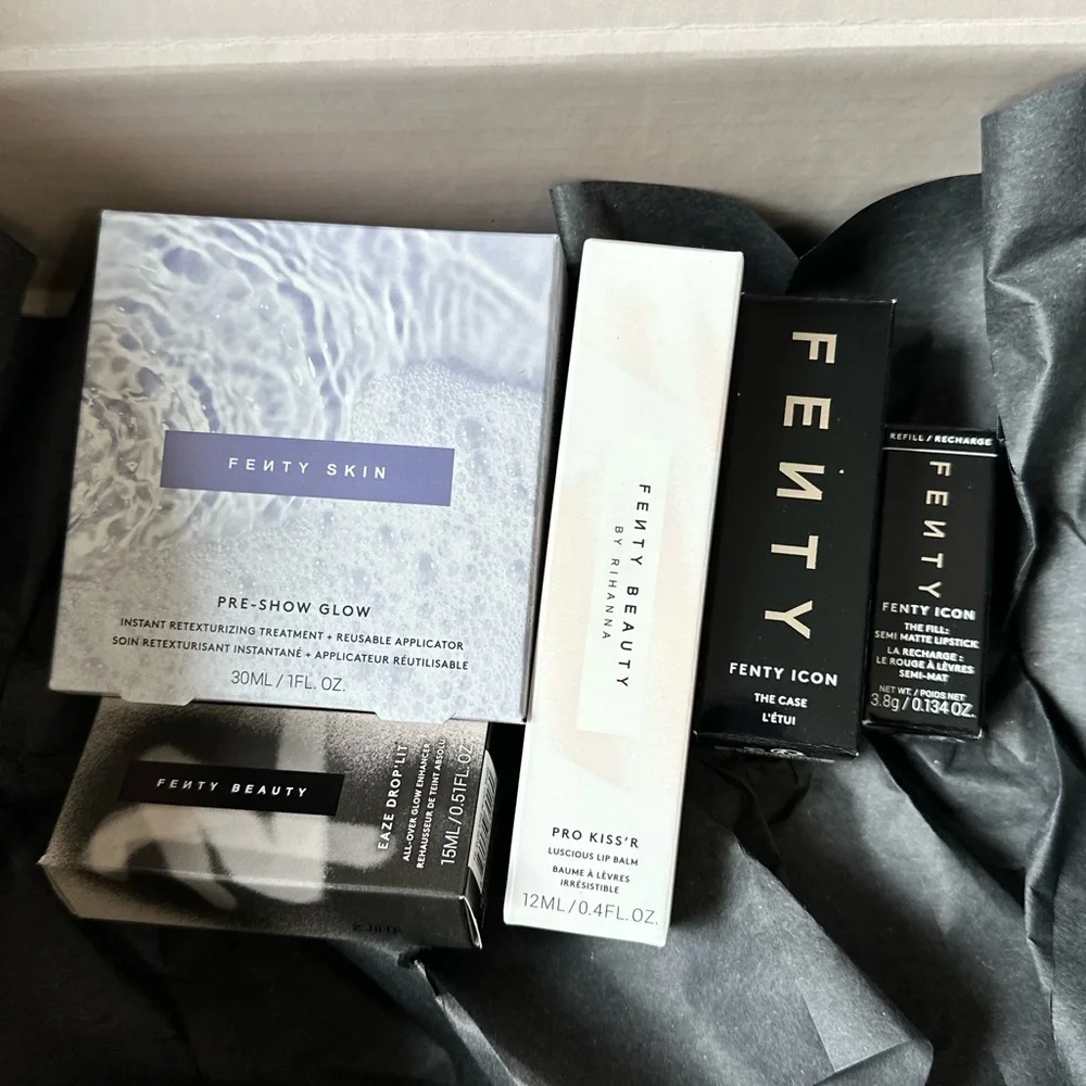 Fenty Beauty Hauliday Shine Bright Edition